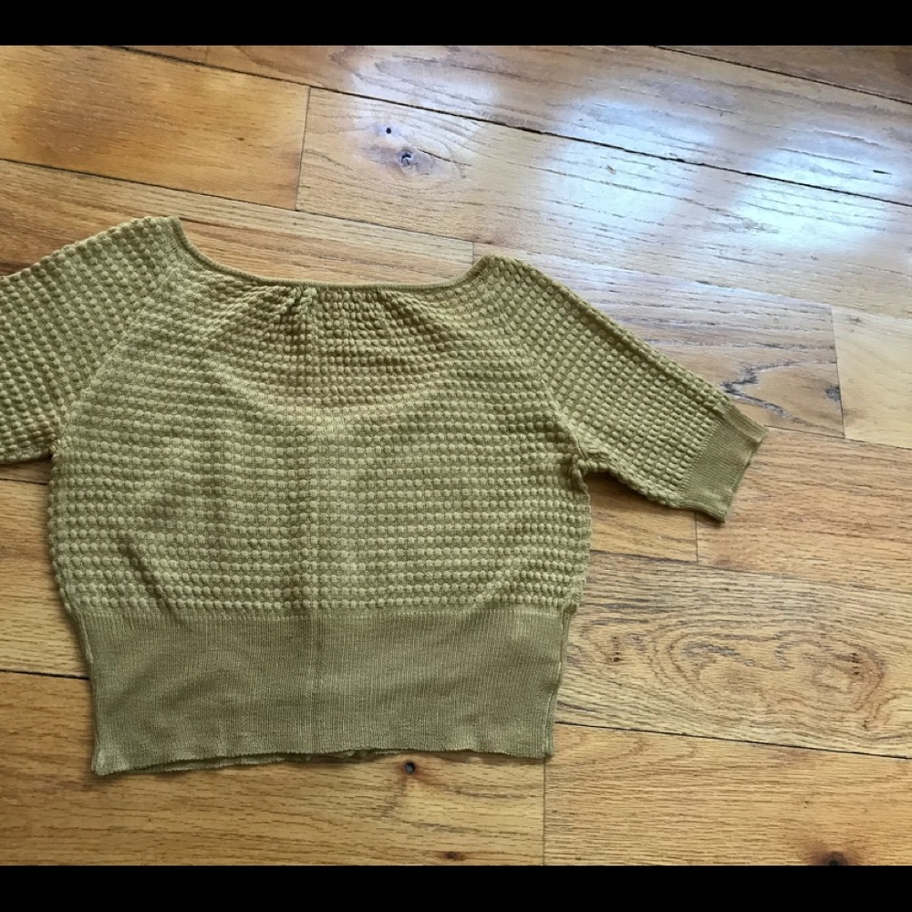 Decree Blouse. - Picture 4 of 4